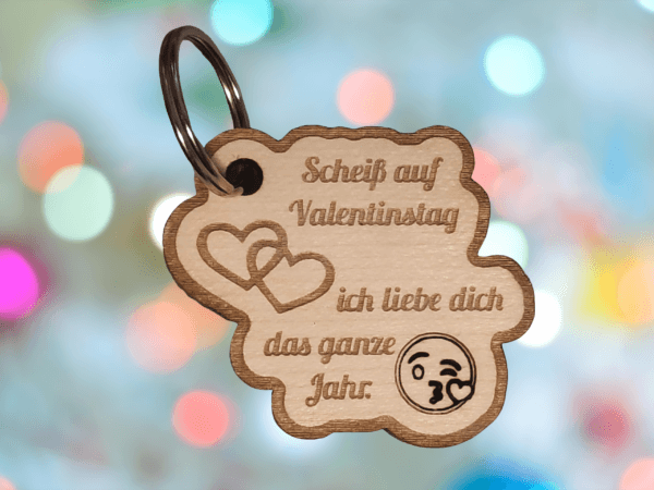 Schlüsselanhänger aus Echtholz mit liebevoller Aufschrift, perfekt als humorvolles und herzliches Geschenk. ❤️🗝️
